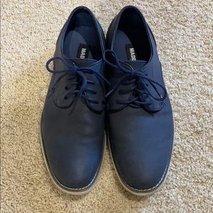 Men’s Madden size 10 casual shoes great condition